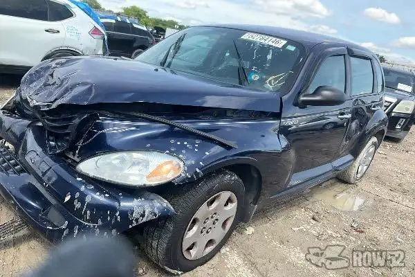 Photo of 2005 Chrysler PT Cruiser