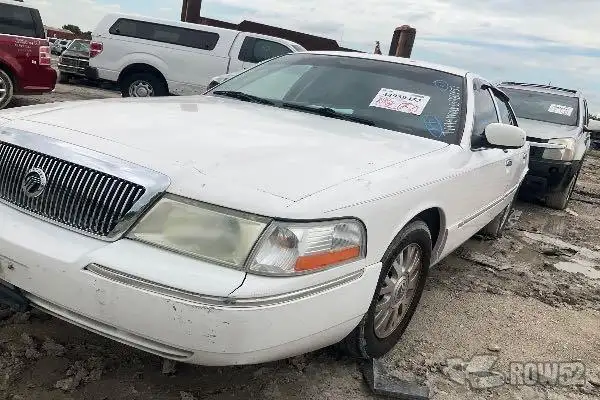 Photo of 2004 Mercury Grand Marquis