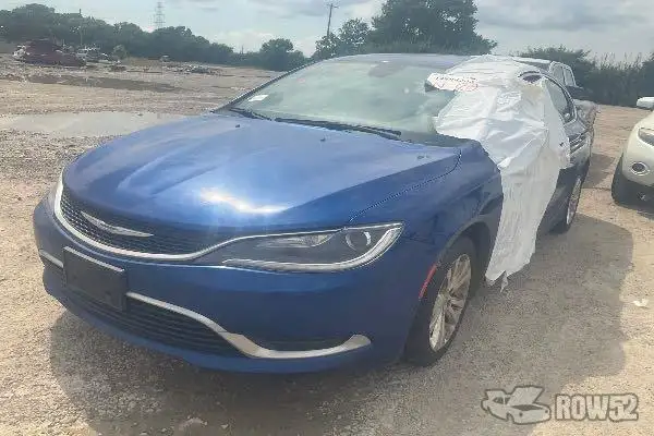 Photo of 2015 Chrysler 200