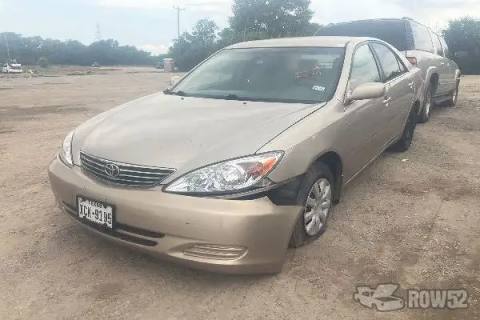Photo of 2004 Toyota Camry
