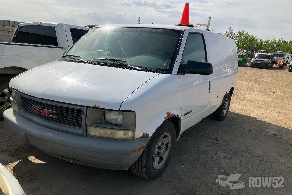 Photo of 2005 GMC Safari