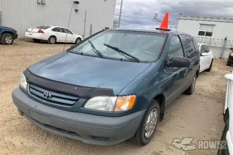 Photo of 2002 Toyota Sienna