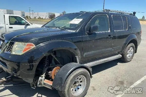 Photo of 2005 Nissan Pathfinder