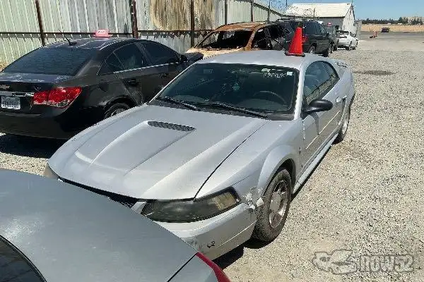 Photo of 2001 Ford Mustang