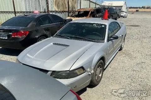 Photo of 2001 Ford Mustang