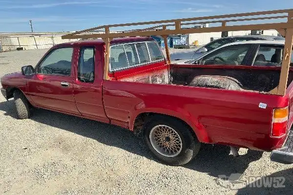 Photo of 1989 Toyota Pickup