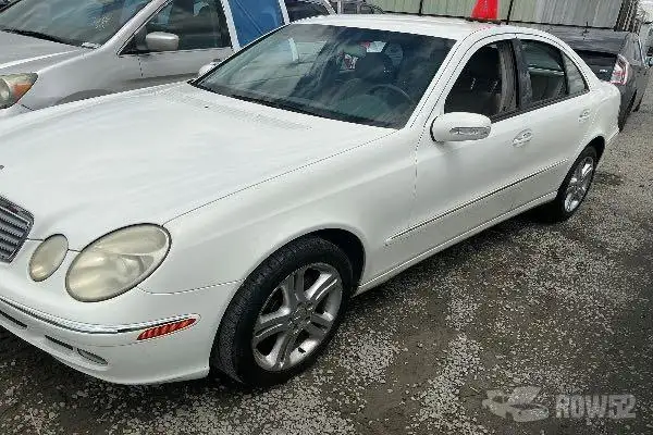 Photo of 2006 Mercedes-Benz E-Class