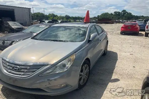 Photo of 2011 Hyundai Sonata