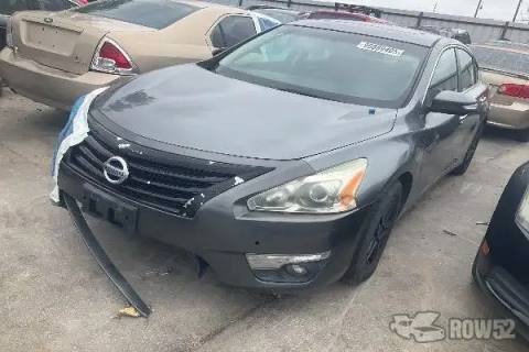 Photo of 2015 Nissan Altima