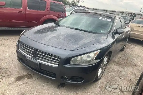 Photo of 2010 Nissan Maxima