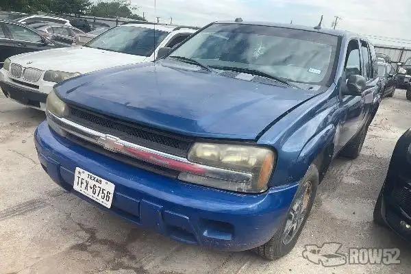 Photo of 2004 Chevrolet Trailblazer
