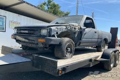 Photo of 1990 Toyota Pickup