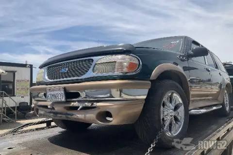 Photo of 1995 Ford Explorer