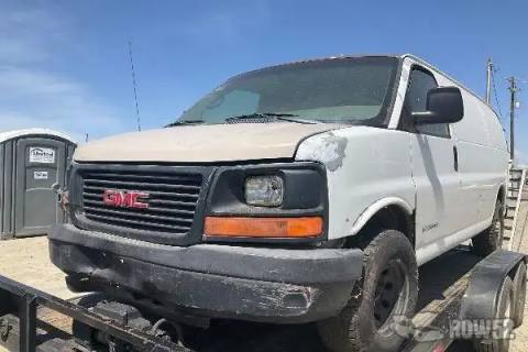 Photo of 2004 GMC Savana