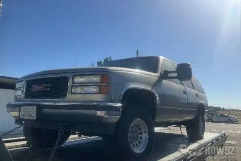Photo of 1999 GMC Yukon