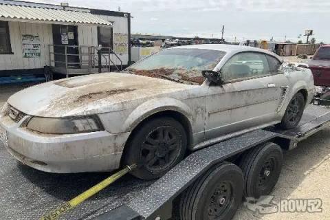 Photo of 2004 Ford Mustang