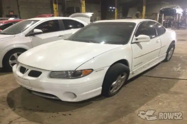 Photo of 1997 Pontiac Grand Prix