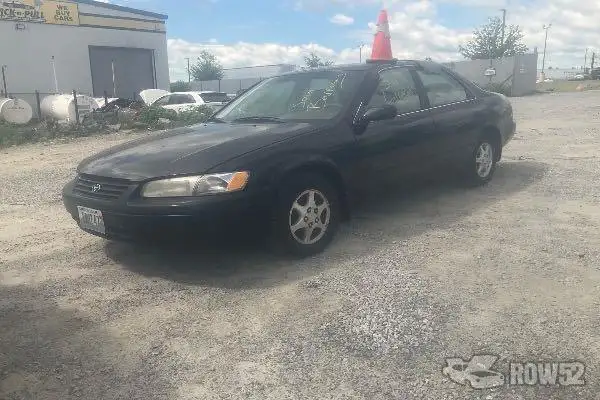 Photo of 1998 Toyota Camry