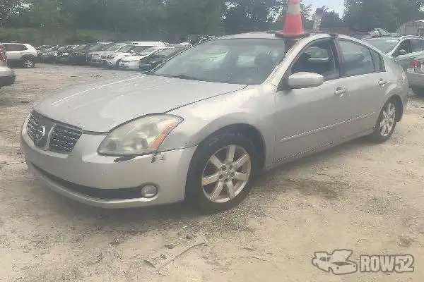 Photo of 2004 Nissan Maxima