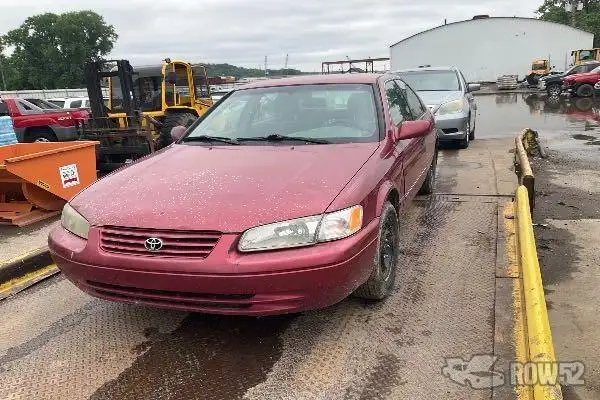 Photo of 1998 Toyota Camry