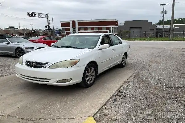Photo of 2004 Toyota Camry