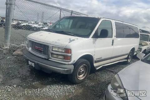 Photo of 1999 GMC Savana