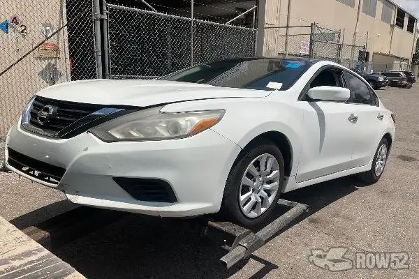 Photo of 2016 Nissan Altima