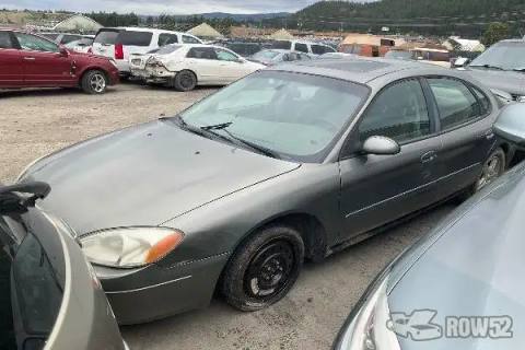 Photo of 2002 Ford Taurus