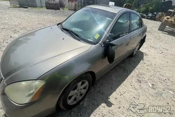 Photo of 2003 Nissan Altima