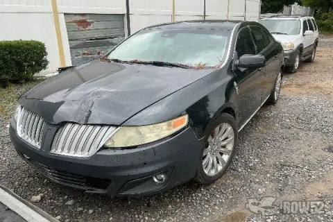 Photo of 2010 Lincoln MKS