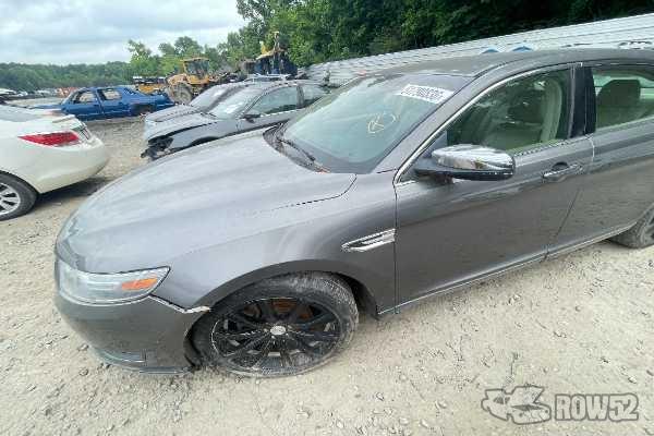 Photo of 2013 Ford Taurus