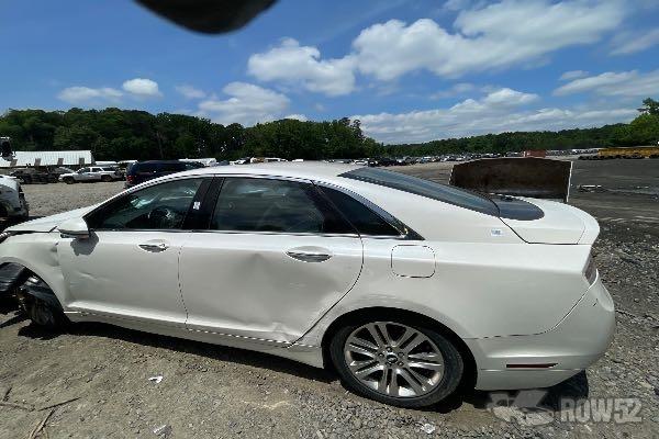 Photo of 2015 Lincoln MKZ