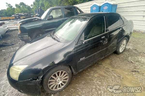 Photo of 2008 Mercury Milan