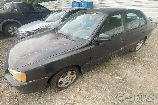 Photo of 2002 Hyundai Accent