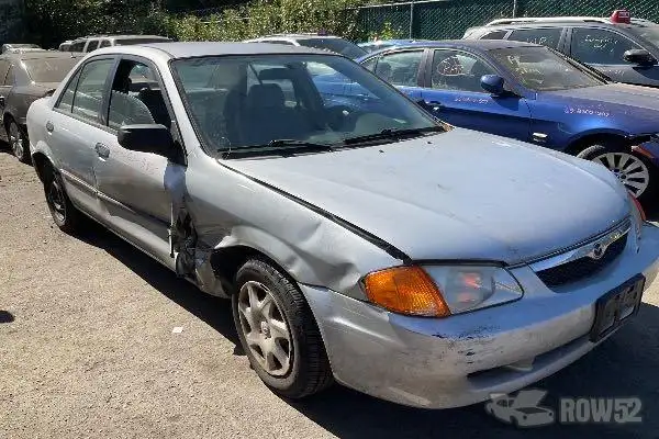 Photo of 2000 Mazda Protege