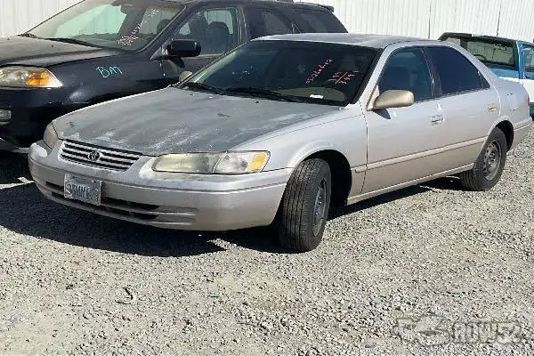 Photo of 1997 Toyota Camry