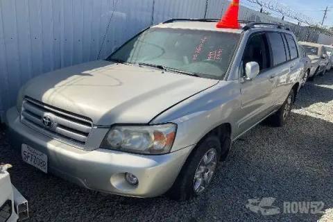 Photo of 2004 Toyota Highlander