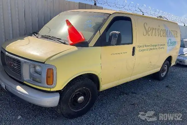 Photo of 2002 Chevrolet Express