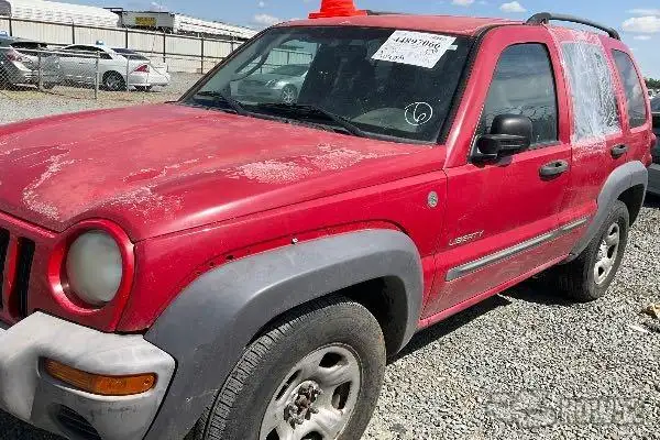 Photo of 2004 Jeep Liberty