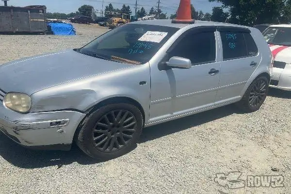 Photo of 2001 Volkswagen Golf