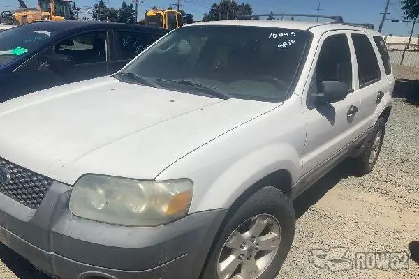 Photo of 2005 Ford Escape