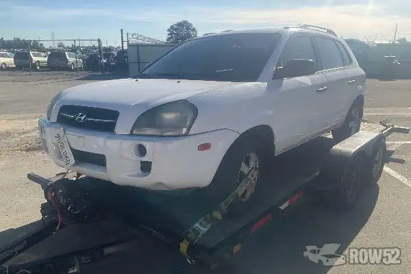 Photo of 2005 Hyundai Tucson