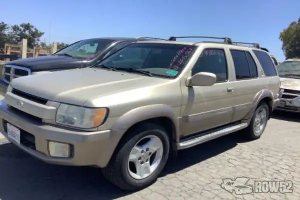 Photo of 2001 Infiniti QX4