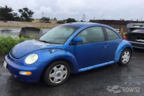 Photo of 1998 Volkswagen New Beetle