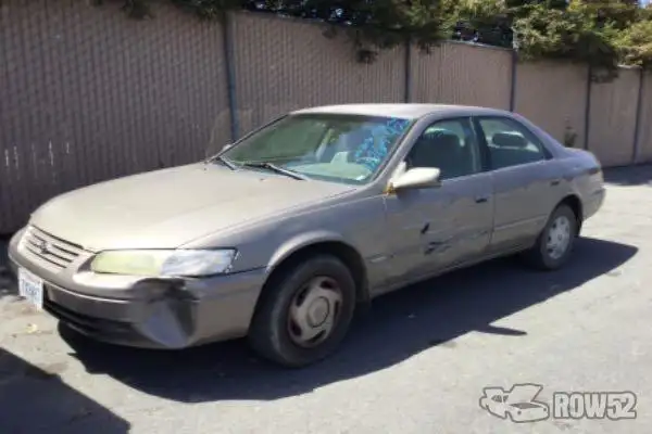 Photo of 1999 Toyota Camry