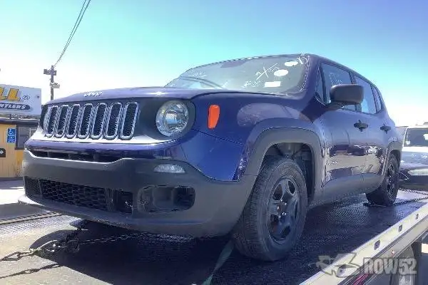 Photo of 2016 Jeep Renegade