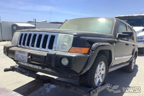 Photo of 2006 Jeep Commander