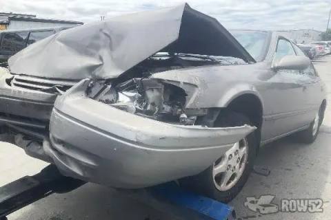 Photo of 1999 Toyota Camry