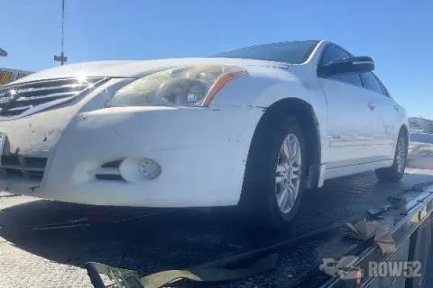 Photo of 2010 Nissan Altima Hybrid