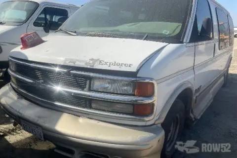 Photo of 2001 Chevrolet Express